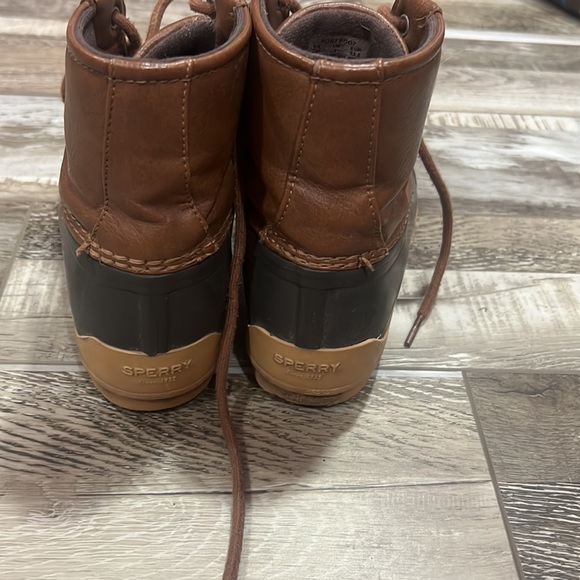 Sperry boots - Picture 2 of 3